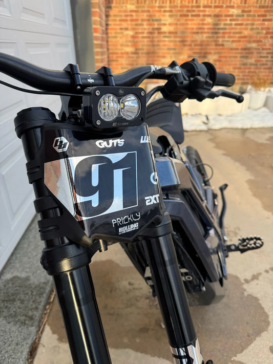 Motocutz Moto Plate